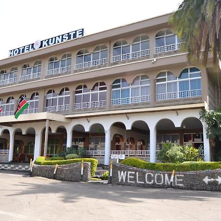 Kunste Hotel Накуру Экстерьер фото