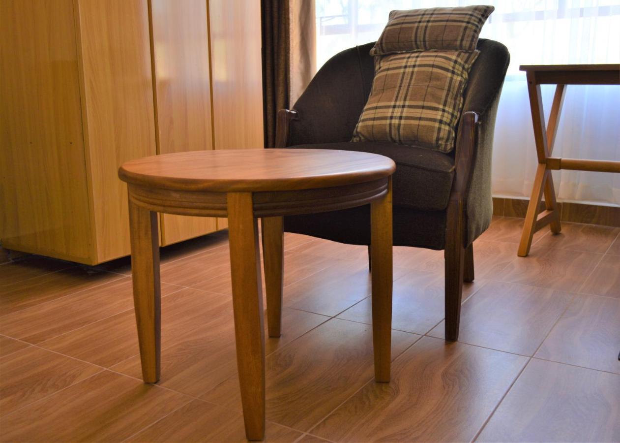 Kunste Hotel Накуру Экстерьер фото